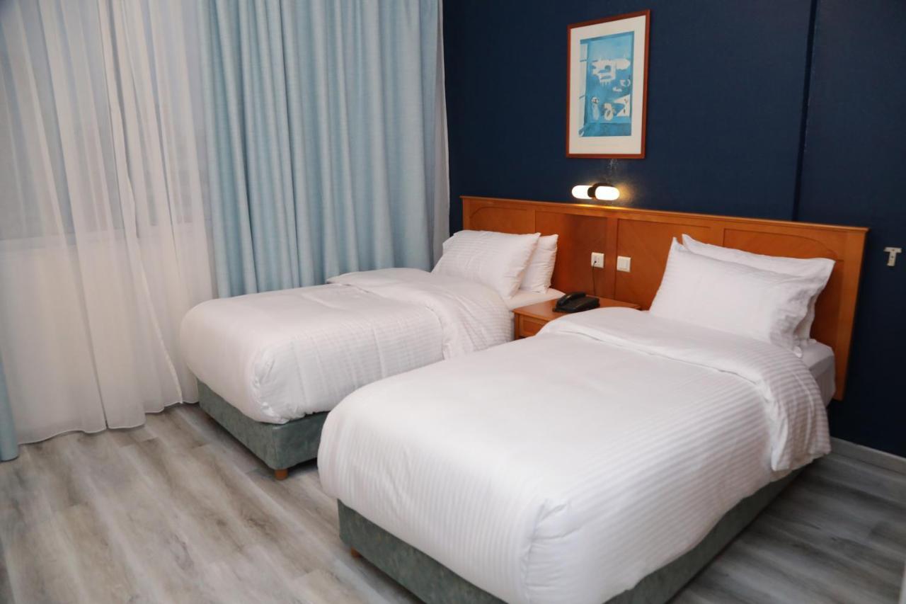 El Sheikh Suites Hotel Beirut Bagian luar foto