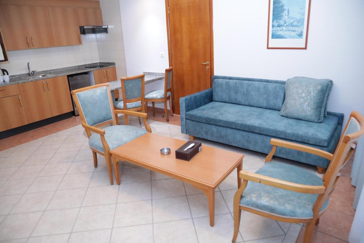 El Sheikh Suites Hotel Beirut Bagian luar foto
