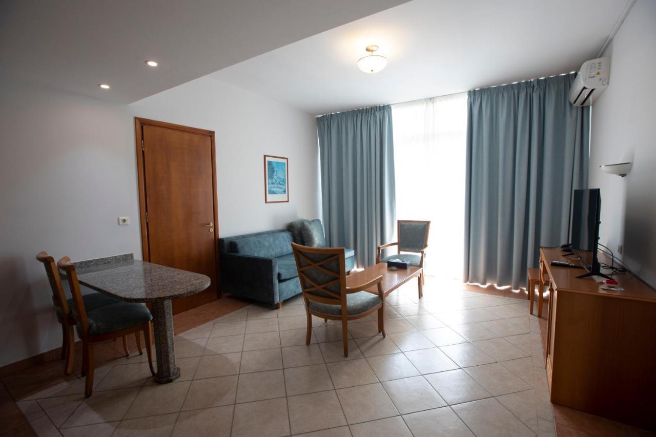 El Sheikh Suites Hotel Beirut Bagian luar foto