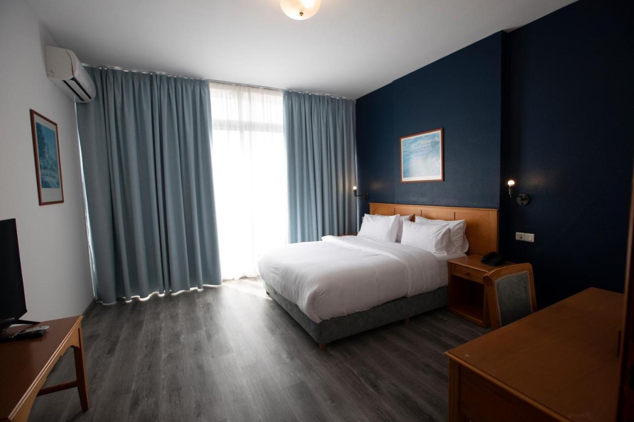 El Sheikh Suites Hotel Beirut Bagian luar foto