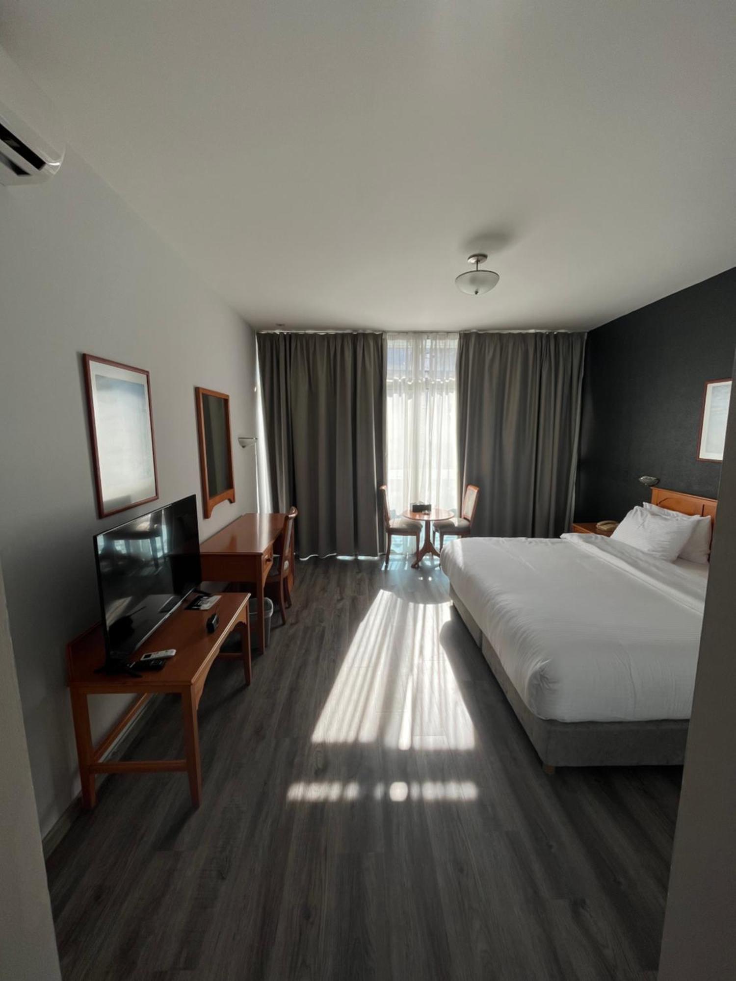El Sheikh Suites Hotel Beirut Bagian luar foto