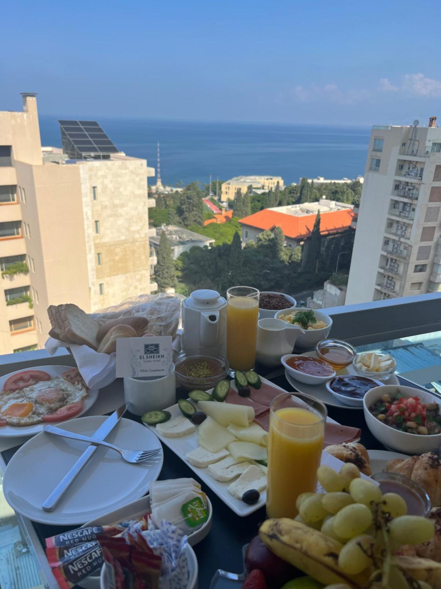 El Sheikh Suites Hotel Beirut Bagian luar foto