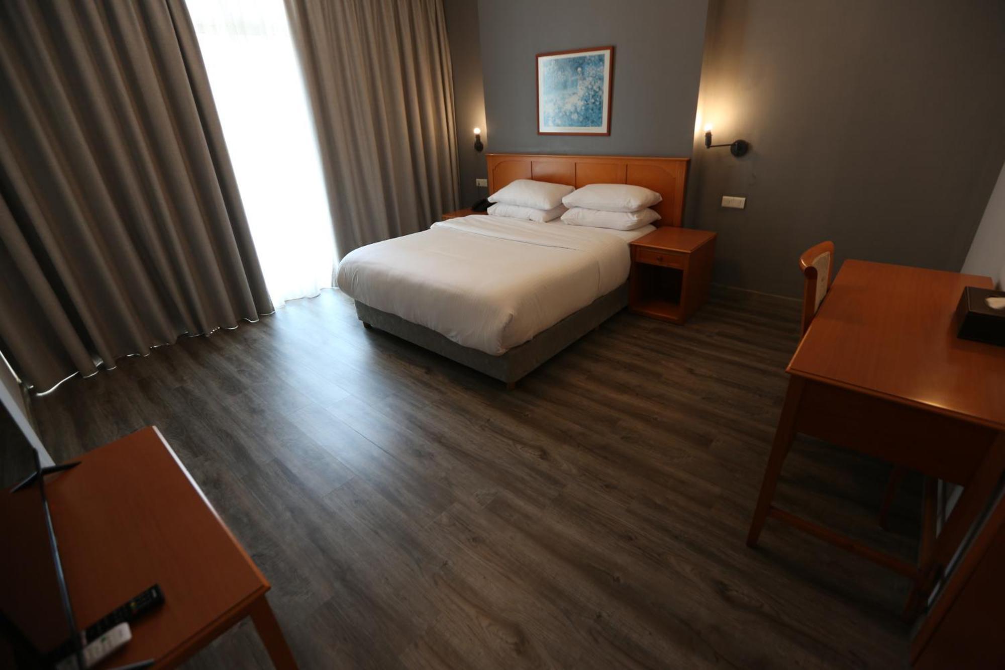 El Sheikh Suites Hotel Beirut Bagian luar foto
